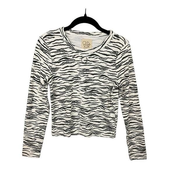 Chaser Tops - Chaser Zebra Print with Bull Horn Ring Front Long Sleeve‎ Cropped Top Size S NWT